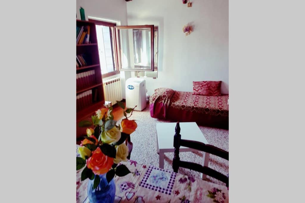 Large Top 3 Rooms Flat Central Rialto Венеция Экстерьер фото